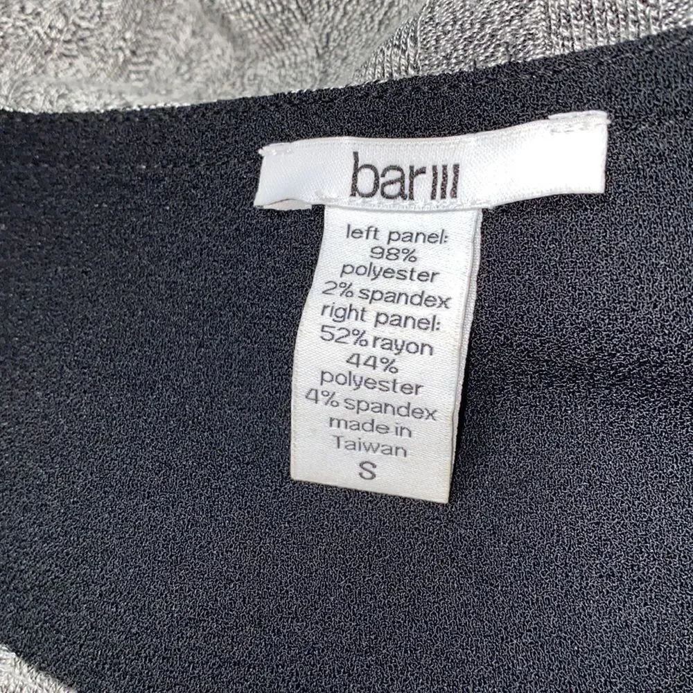 BAR III Asymmetrical Color Block Cap Sleeve Top-S - Picture 6 of 7